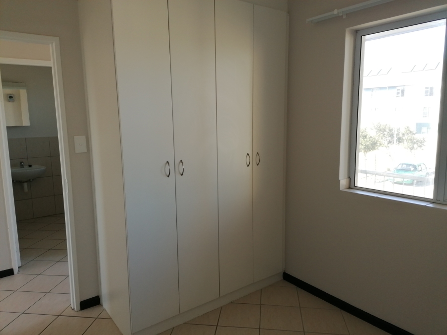 To Let 2 Bedroom Property for Rent in Buh Rein Estate Western Cape